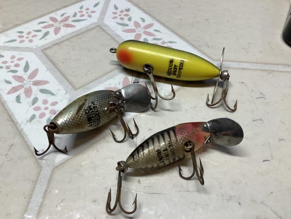 Heddon Fishing Lures (1) Tiny Runt (1) Midget Digit (1) Baby