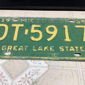 1968 State of MICHIGAN License Plate DT-5917 minimal rust very collectable unique color identified as”Great Lake State” 55 yrs old Nice Find