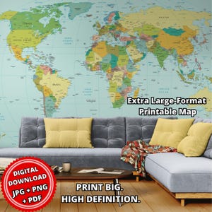 Puede incluir: Un mapa del mundo de pared con continentes multicolores sobre un fondo de océano azul claro. El texto en el mapa dice: Extra Large-Format Printable Map. Una insignia circular roja incluye el texto: DIGITAL DOWNLOAD JPG + PNG + PDF.