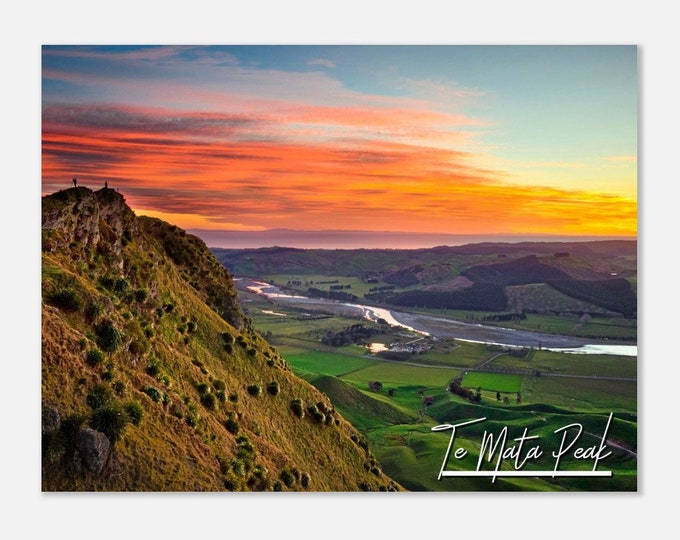 Te Mata Peak New Zealand Travel Poster Wall Art | Te Mata Peak Landscape Home Decor | Te Mata Peak Mountain Hawke Bay Horizontal Photo Gift