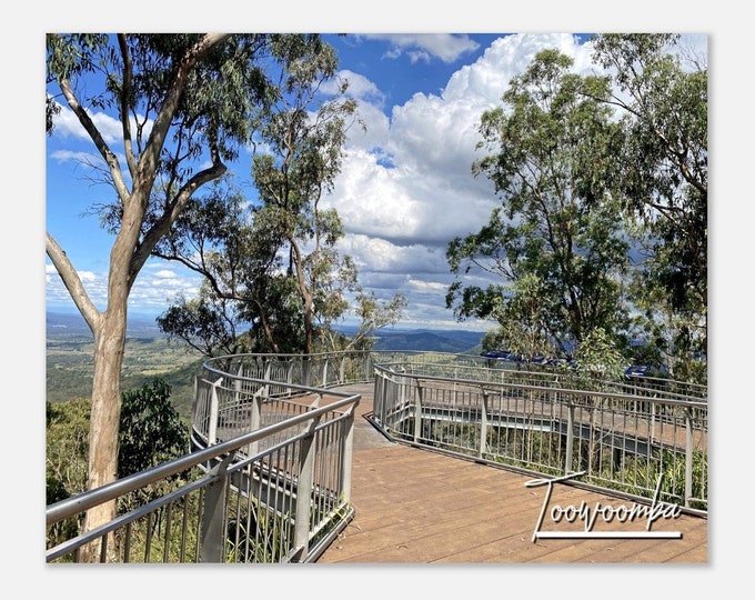 Toowoomba Australia Travel Poster Wall Art | Toowoomba Home Decor | Toowoomba Pedestrian Bridge Print Skyline | Toowoomba Hangings Photo