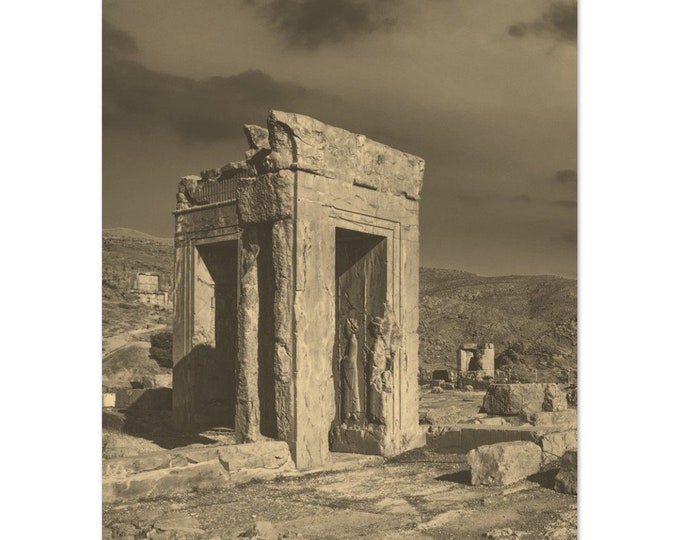 Vintage Persepolis Iran Poster | Retro Persepolis Ruins Sepia Print | Persepolis Wall Art Home Decor | Vertical Persepolis Travel Photo Gift