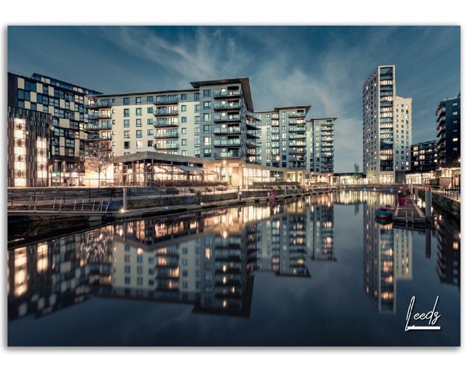 Leeds Poster Print England Wall Art Decor | Yorkshire Photo United Kingdom Home Decoration | UK Trip Traveler Gift | Horizontal Photography
