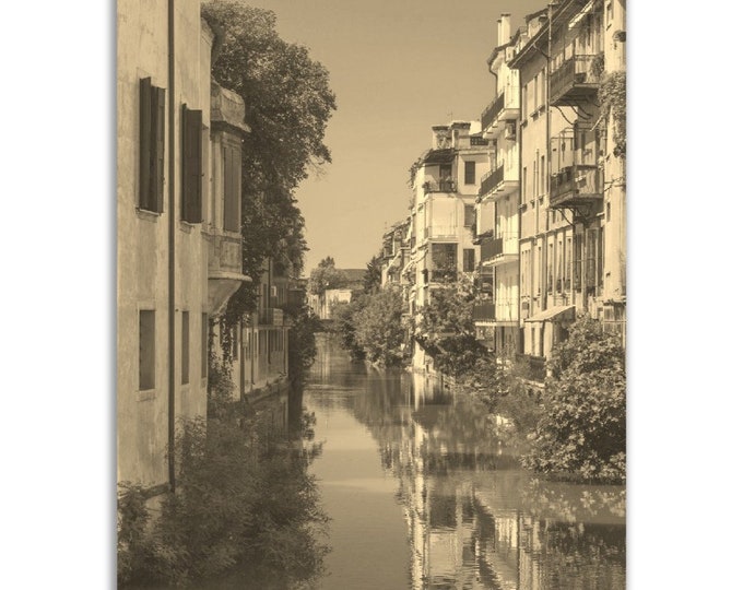 Vintage Padua Italy Poster Print | Retro Padua Canal Black White Sepia Photo Gift | Padua Wall Art Home Decor | Vertical Padua Travel Poster