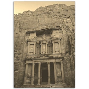 Petra Jordania Poster Vintage Print | Retro Petra Sepia Photo Gift | Petra Wall Art Home Decor | Vertical Petra Travel City Present Souvenir