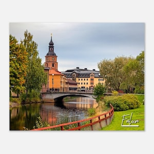 Falun Suecia Cartel Impresión Arte de la pared / Falun Home Decor / Falun Old town Church Coleccionable Horizontal / Falun Hangs Colorida foto de viaje