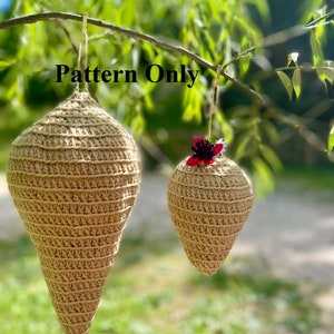 Combo Bee/Wasp Hive Crochet Pattern (Large and Small versions)