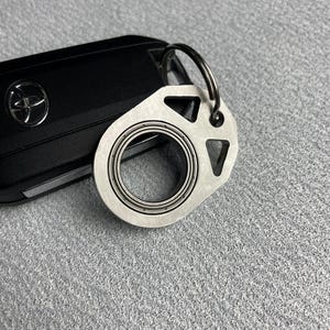 Stainless Steel Keyrambit | Keyspinner | Keychain | Spinner - Classic ...