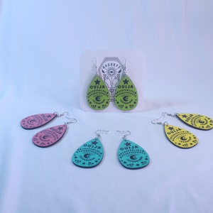 Boucles d&#39;oreilles planche Ouija en bois