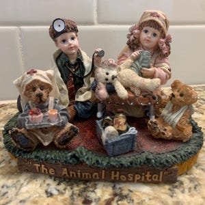 Boyds Bear Animal Hospital figurine sb4x