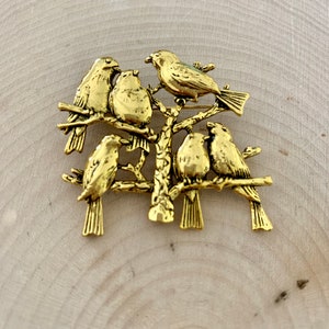 Gold Tone  Bird  Brooch - Bird Lapel Pin for Scarf Coat Jacket Hat - Casual Brooch