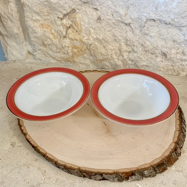 Vintage Pyrex Flamingo Red Cereal Bowl Set of 1 - 1950s Pyrex Milk Glass Bowl - Minor Flaws SEE PHOTOS - (B12)