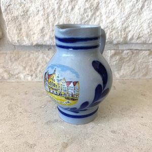 Vintage Handarbeit German Art Deco Porcelain syrup/ creamer/small Pitcher 11t