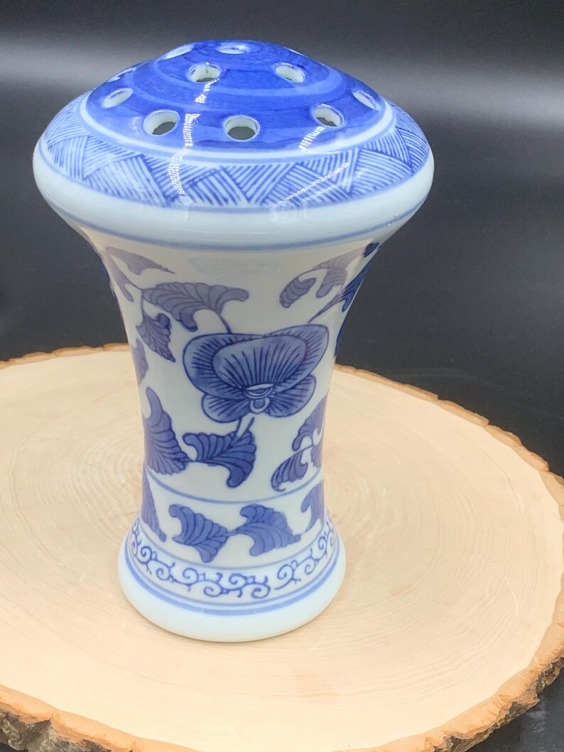 Vintage Chinoiserie Floral Blue and White Porcelain Vase Insert, Flower ...