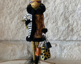 Catwalk Westland Gifts Fashionable Exotic Cat Figurine Figure B3
