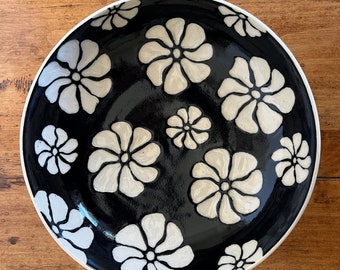 Shallow Black Sgraffito Flowered Bowl