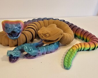 thumbnail image 2 of Rattlesnake Articulated Fidget Sensory Desk Art Mouth Opens And Closes... 2 of 14
