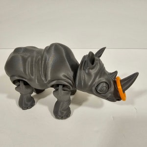 Articulated Flexi Rhino Ring Toss