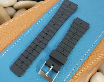 18mm Flared to 21.5mm Classic LCD Unused Old-Stock nos Vintage Watch Band