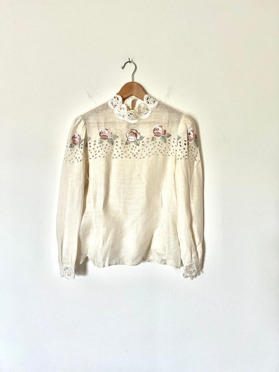 70s linen and lace embroidered blouse