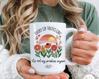 Retirement Gift for Grandma Personalized Retirement Mug Happy Retirement Mug Personalized Retirement Gift for Mom Employee Retirement Gift