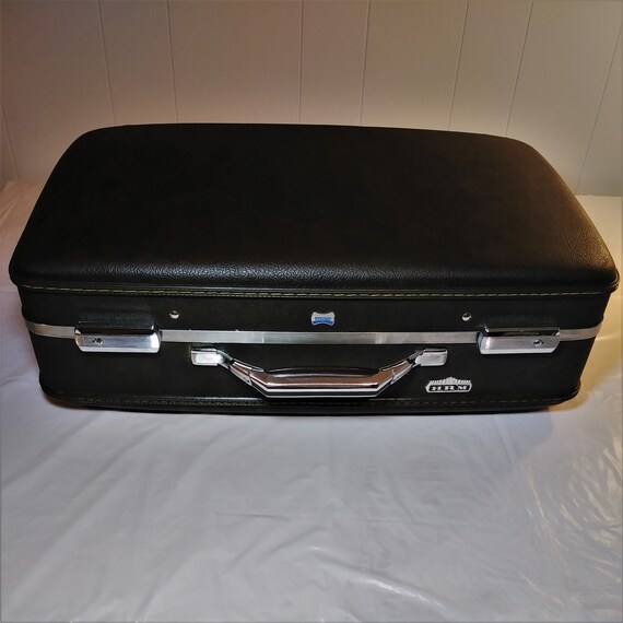 Vintage American Tourister Escort Brown Suitcase (Large) – Society of St  Vincent de Paul Council of Pittsburgh