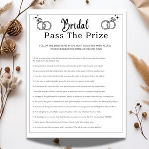 Editable Pass the Gift Game, Bridal Pass the Gift Activity, Bridal Shower Left Right Game, Printable Bridal Shower Game, Pass the Gift Poem