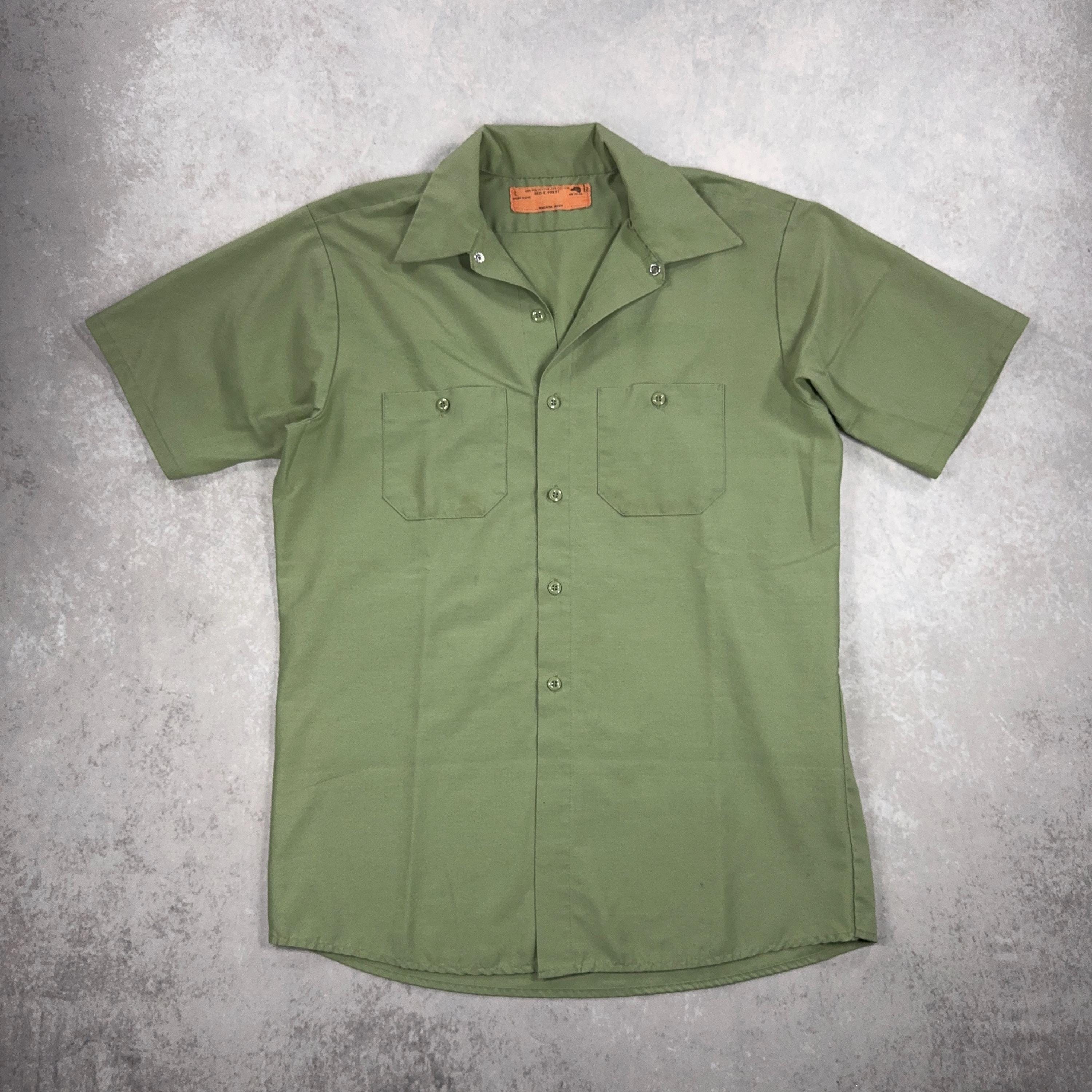 green emerald velvet dress Sage Green Short Sleeve Men Button Down Shirt, Olive Solid Color Print Casual Buttoned Summer Dress Collared Plus Size S main image 0