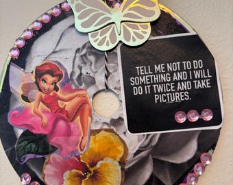 Collage de CD reciclado: Cita sarcástica, decoración de estilo Fairycore