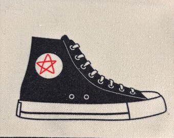 Bolsa de lona con cremallera Anarchist Converse de 8,3 x 5 pulgadas
