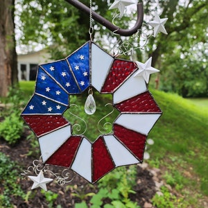 Celebrate your patriotism with our Red, white, and blue stained glass wreath with &quot;fireworks&quot; stars, stained glass