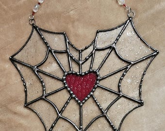 Vitral con forma de telaraña en forma de corazón - Vidrio texturizado rojo para San Valentín
