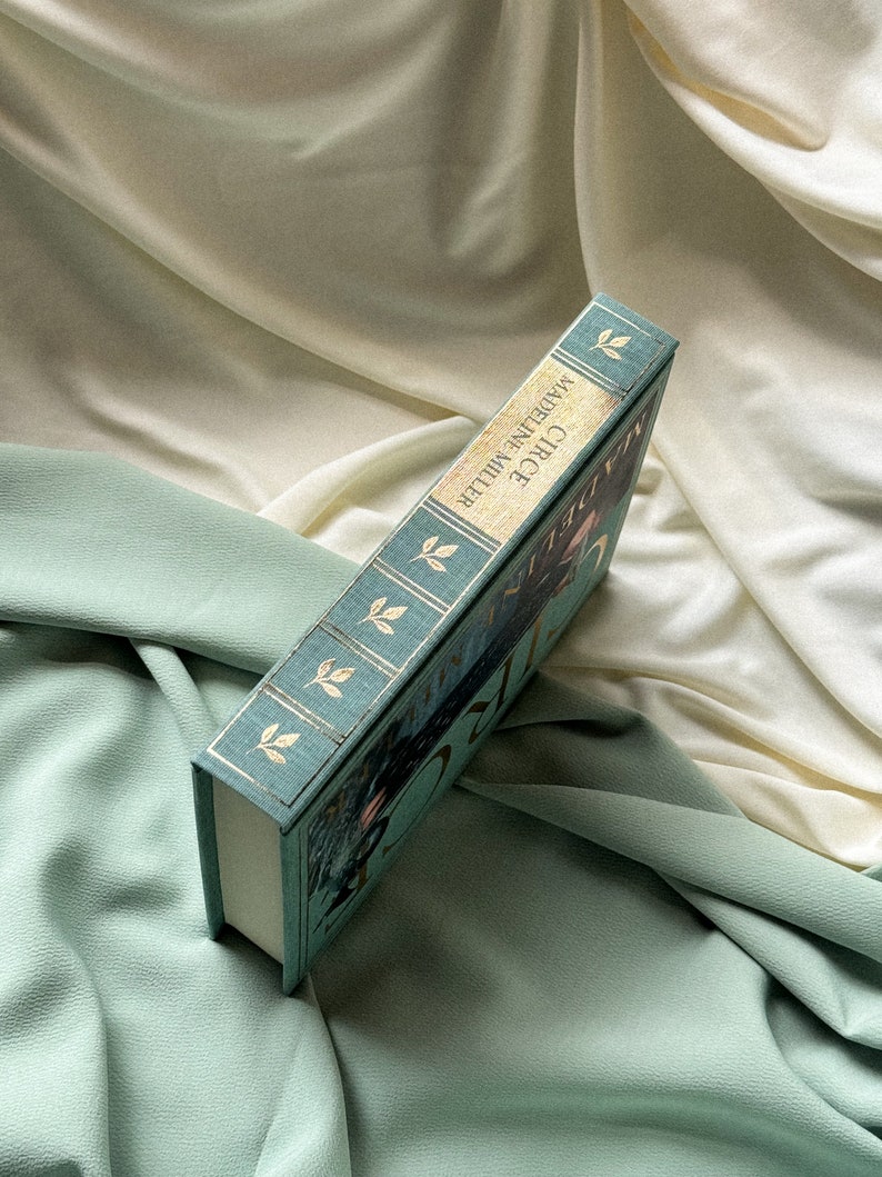 Circe by Madeline Miller // Rebind image 4