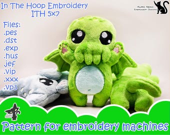 In The Hoop - Digital ITH Plush Pattern | 5x7 Hugging Dolls Chibi Cthulhu Cat | Little Cute Soft Plushie | Embroidery File Instant Download