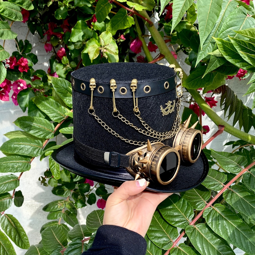 Steampunk Top Hat With Goggles, Skull Mad Scientist Time Traveler