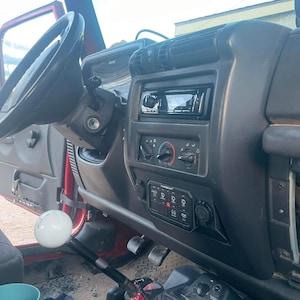 97-06 Jeep TJ/LJ Switch Panel