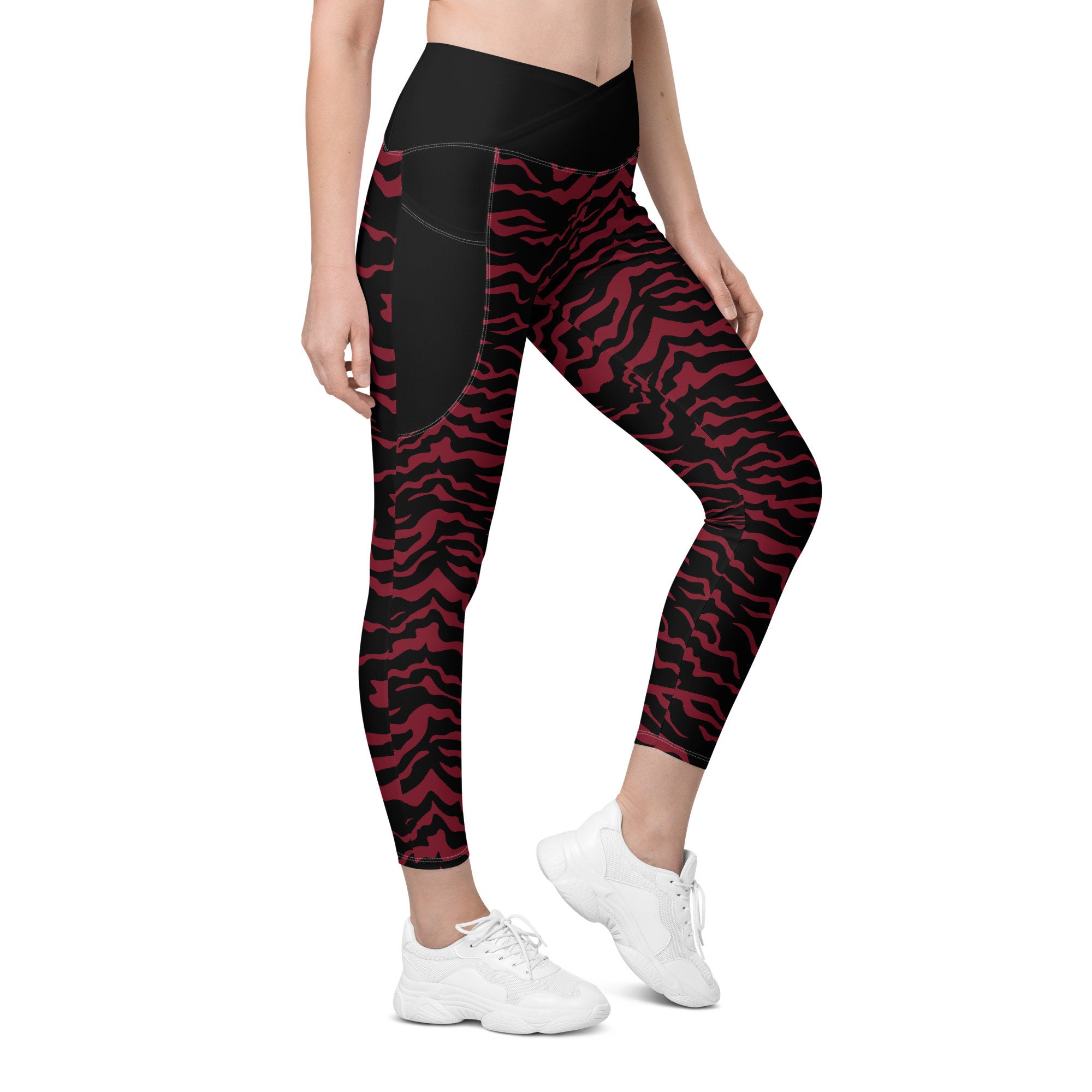 Jungle Gym Fitness Leggings With Pockets, Tiger Stripes Yoga Pants