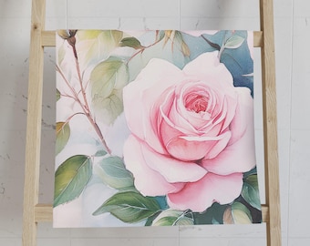 Hand Towel, Soft Pink Roses Lady Powder Room Summer Floral Theme Gardener Gift Pretty Flowers Rose Garden, Bathroom Decor Kitchen Towel Tea