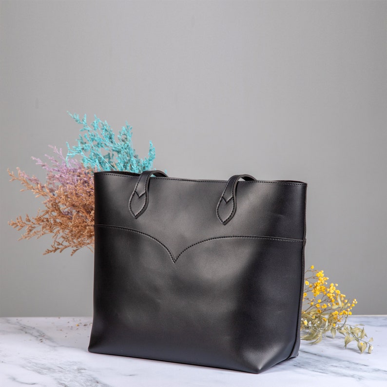 Vintage Vegan Leather Tote Bag For Women Black Simple Shoulder Handbag Retro Classic A4 Purse image 3