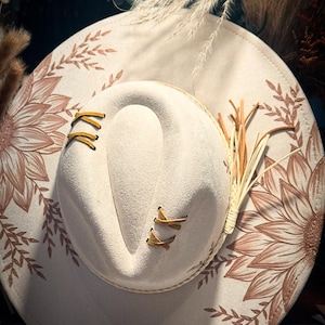Custom Wildflower Cowboy Hat: Hand-Burned Suede Western Hat