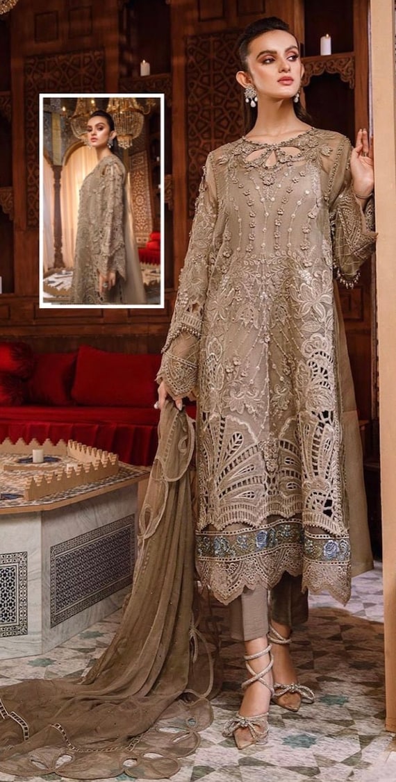 Baba's princess Dress by: @blushinglittlelady_boutique Headband:  @bead_and_beauty24 . . [EID inspo , Eid dresses , dress designs , ... |  Instagram