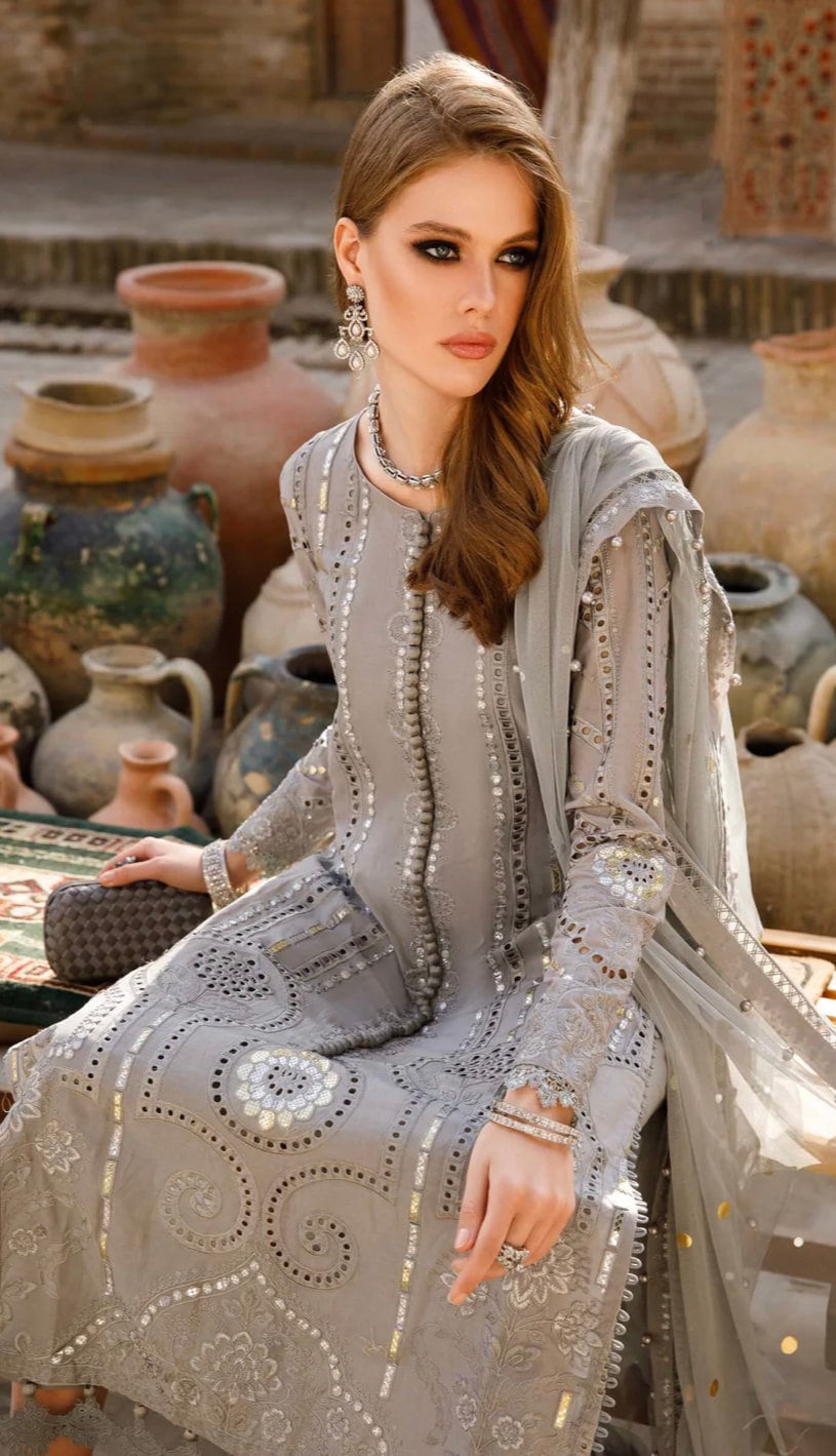 Pakistani Indian Dresses Designer Collection Eid Suit Elegant Party Wear Latest Style