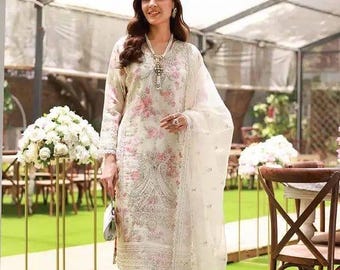 Pakistan Indian dresses Designer collection eid suit party wear Bollywood dresses.