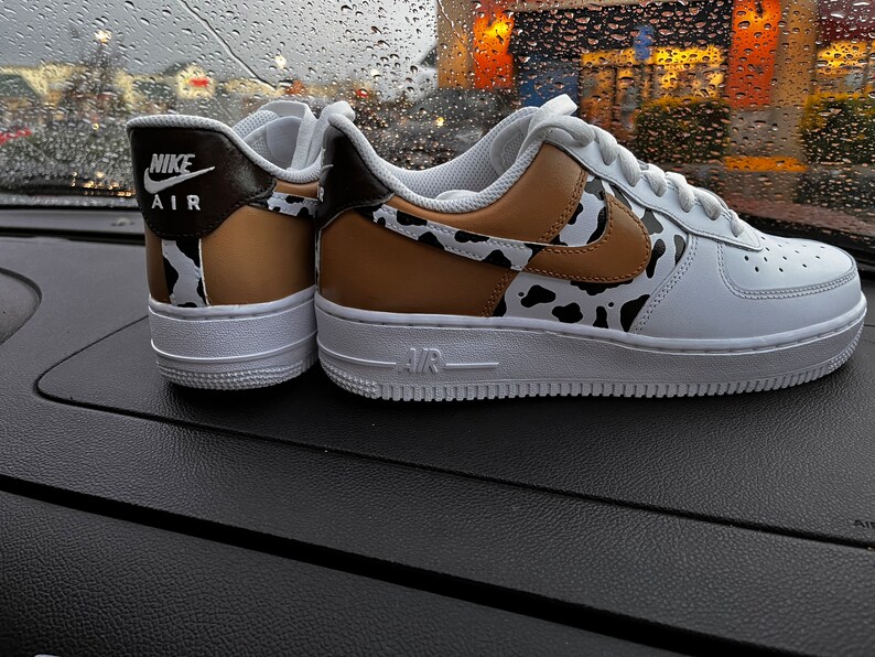 cow print af1