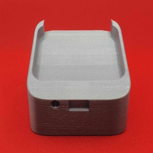 Vierkant kaartlezerdock: 1e generatie, modern design, minimalistische look, milieuvriendelijk 3D-geprint