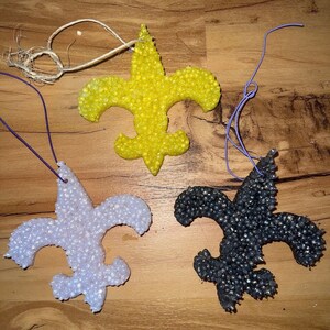 Fleur de lis car freshie