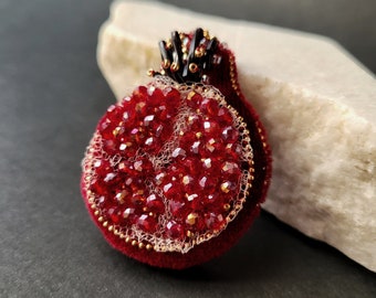 Pomegranate handmade beaded Brooch Pin, red fruit jewelry unique birthday gift for woman, good luck prosperity gift, red pomegranate pin