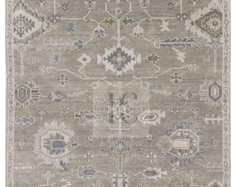 Hand-Knotted Wool Oushak Rug: Traditional Floral Area Rug