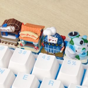 The Coral Bay Keycap - Wonder Town - Cute Miniature Coastal Artisan Keycap for Mechanical Keyboard, MX Stem, Kawaii Ocean Village Keycap