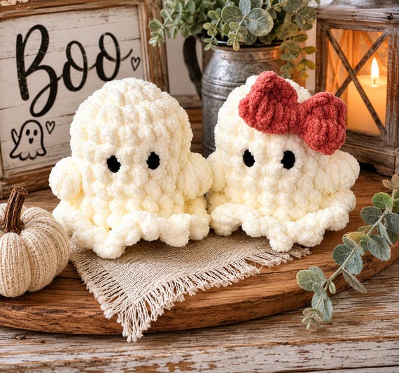 Crochet Ghost Plushy | Halloween Decor